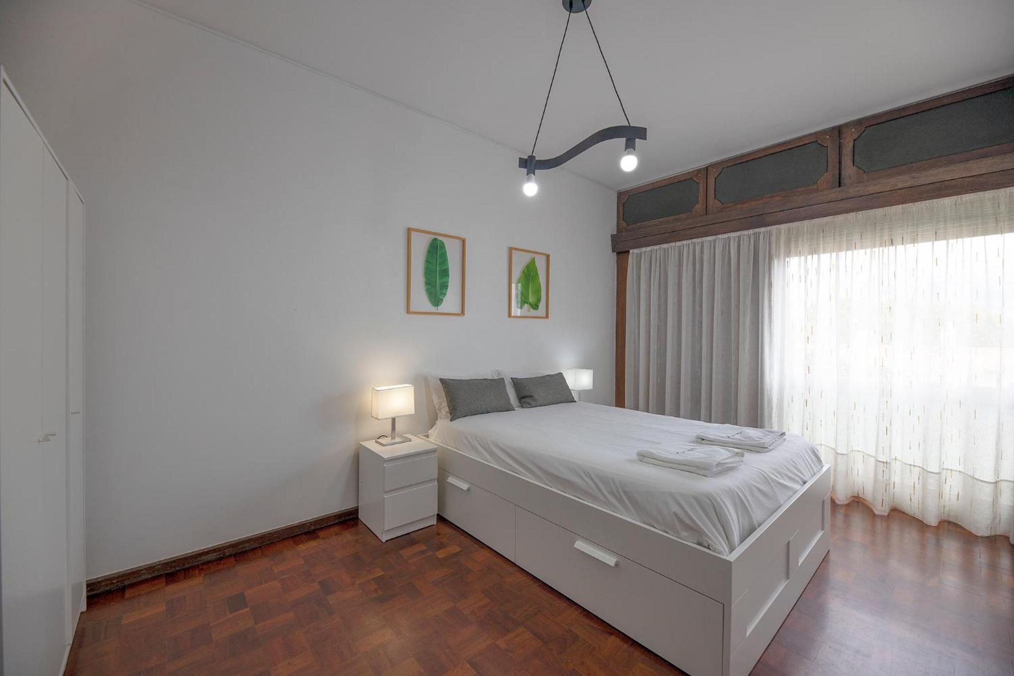 Flh Porto Spacious Apartment With Balcony Екстер'єр фото