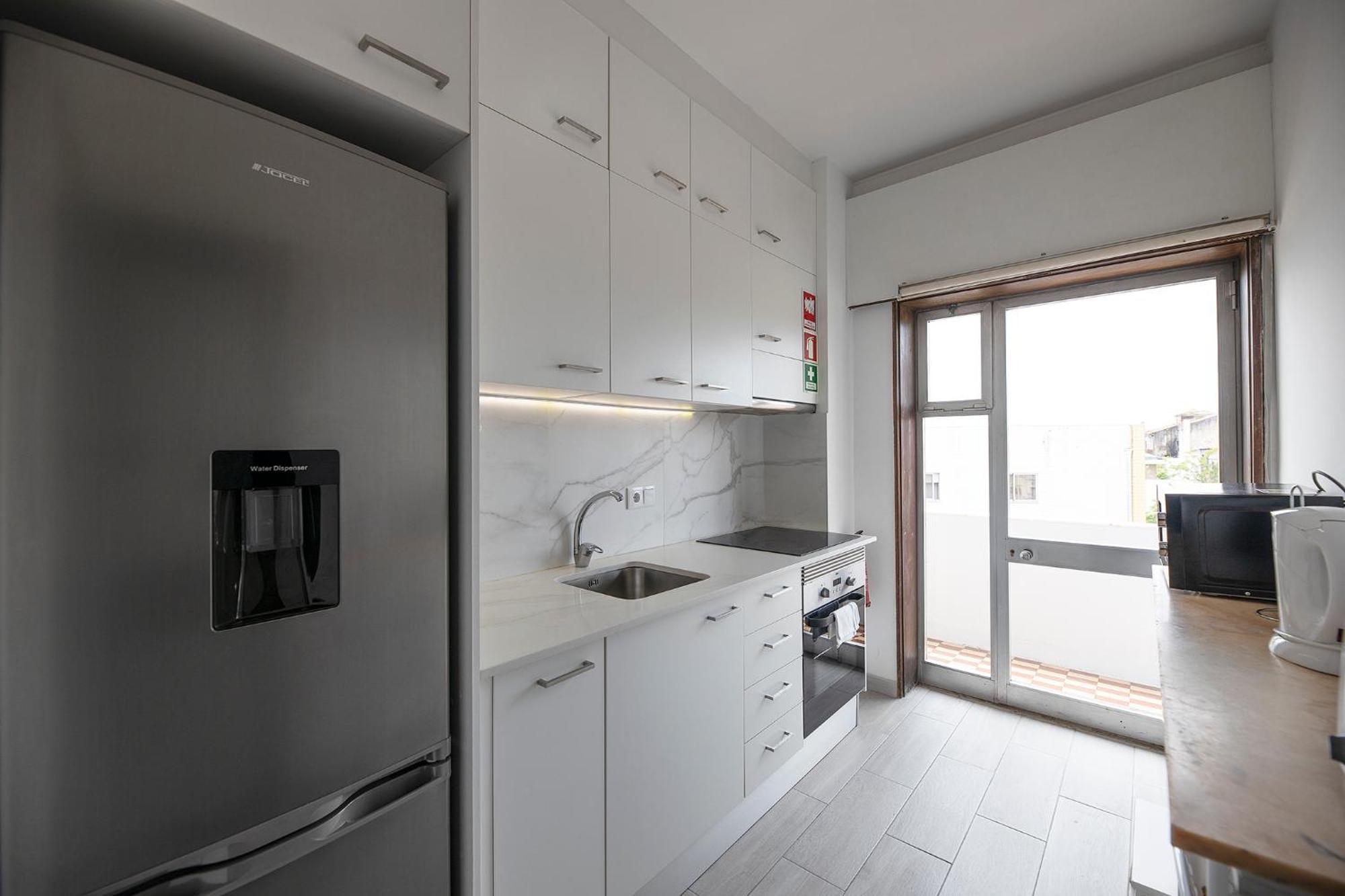 Flh Porto Spacious Apartment With Balcony Екстер'єр фото