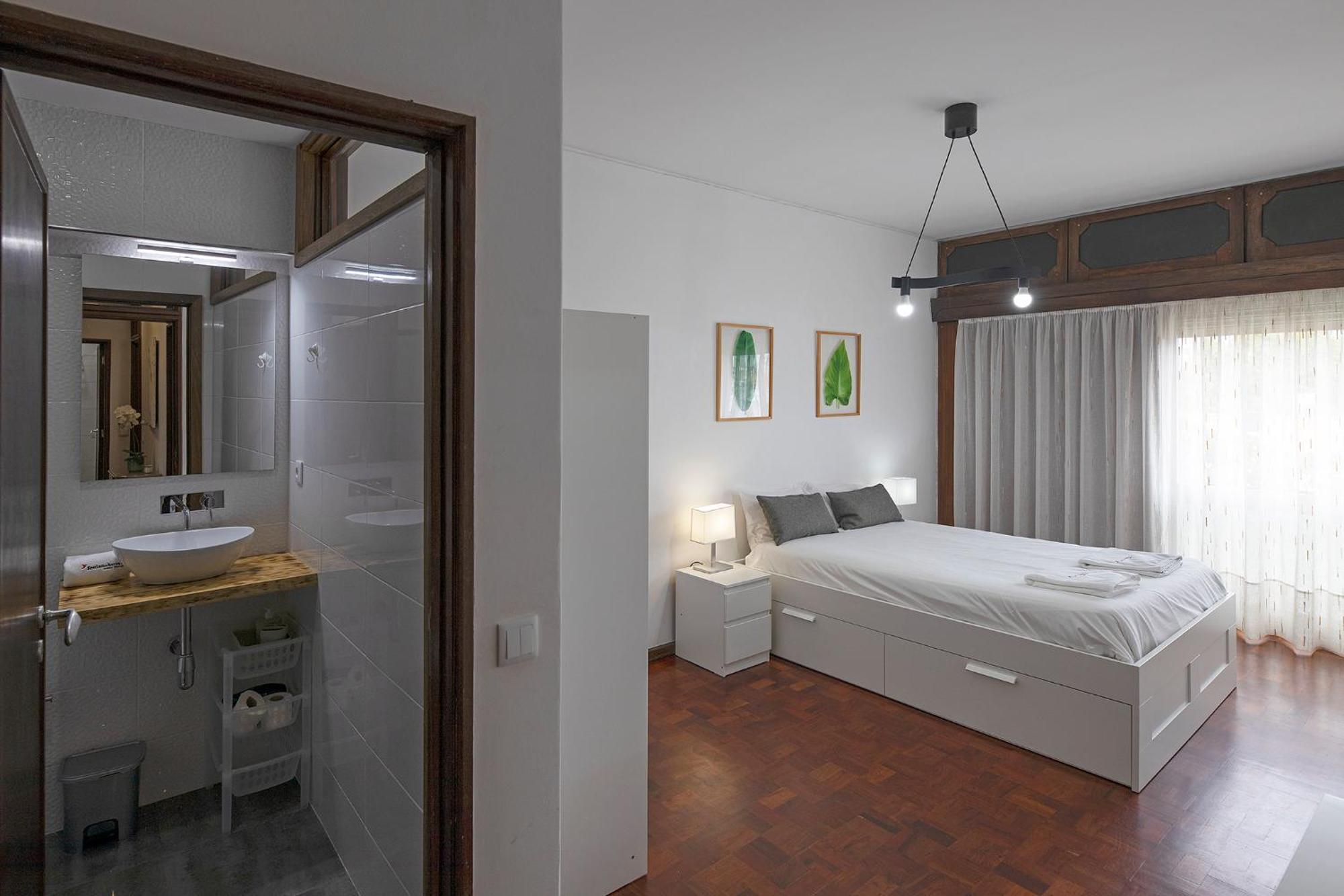Flh Porto Spacious Apartment With Balcony Екстер'єр фото